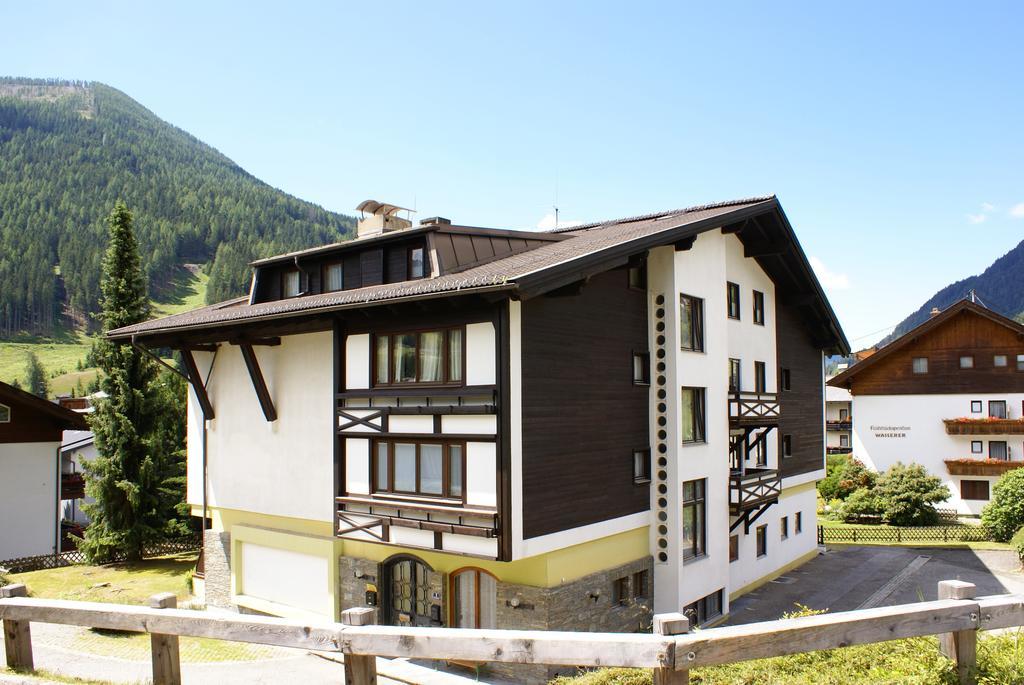 Haus Schuschnig Appartement Bad Kleinkirchheim Buitenkant foto