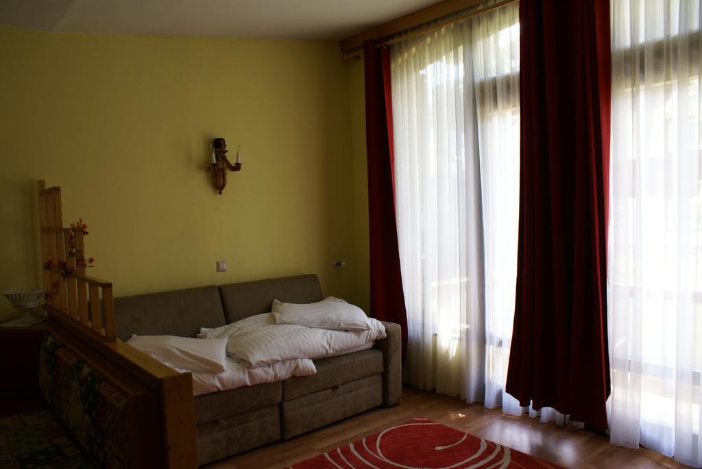 Haus Schuschnig Appartement Bad Kleinkirchheim Kamer foto