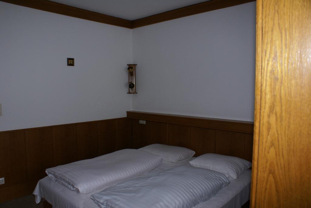 Haus Schuschnig Appartement Bad Kleinkirchheim Kamer foto